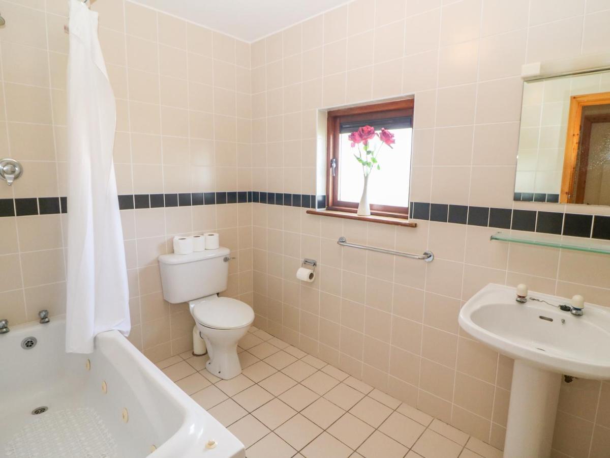 Villa 44 Youghal Buitenkant foto